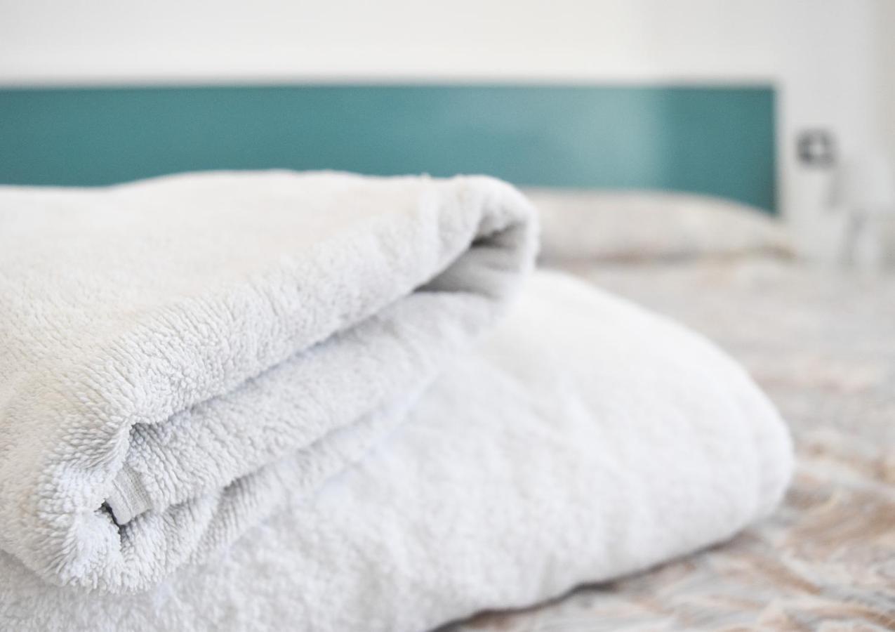 Bed & Breakfast Domus Pepe スカレア エクステリア 写真